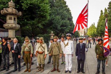 <p>Saluting the imperial colors; an interesting end to a somewhat surreal day!</p>