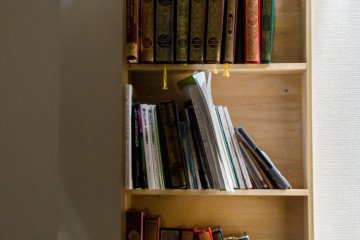 <p>Al-Quran tersedia kapan pun Anda ingin membacanya</p>