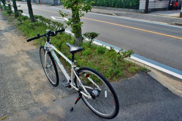 <p>Le v&eacute;lo que j'ai lou&eacute; pour la journ&eacute;e &agrave; Mukaishima &nbsp;</p>