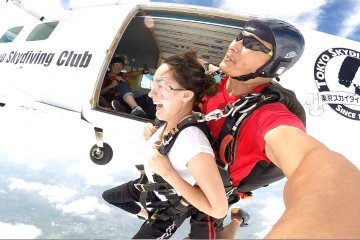 <p>Jumping from the plane</p>