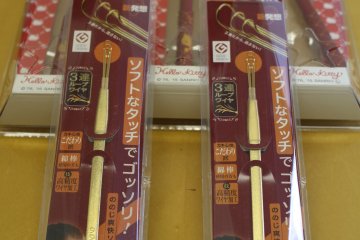 <p>Standard mimikaki and Hello Kitty version</p>
