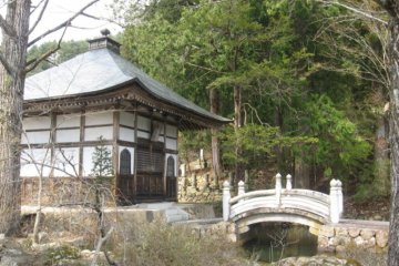 Founding commemoration hall