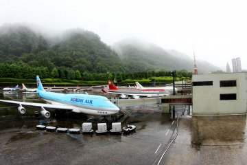 <p>There's even an area showing an airport. You can walk among the planes and even touch them, and you can truly feel like a giant being so close to an airplane replica.&nbsp;</p>