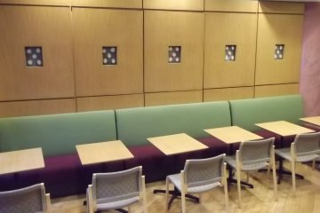 <p>The other side of the breakfast area</p>