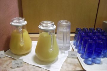 <p>Breakfast juice</p>