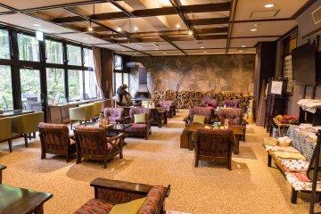 <p>The lobby of the Roan Ryokan</p>