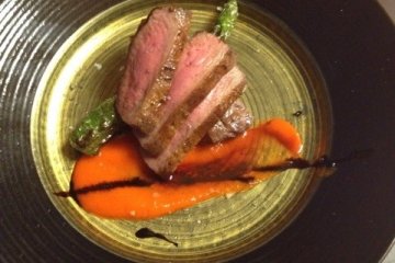 <p>The main dish of the day: Beef tongue in paprika sauce.</p>