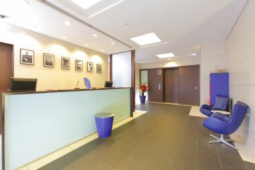 The reception runs 24 hours a day.