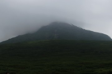 <p>le Mt Rausu 1660m</p>