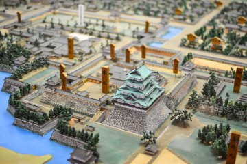 <p>Miniatur Nagoya Castle dilihat dari atas</p>