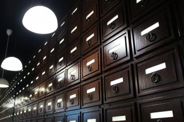 Chinese medicine-inspired lighting and decor at Sekkomon