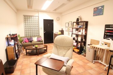 <p>Tip Top Tap Private Salon</p>