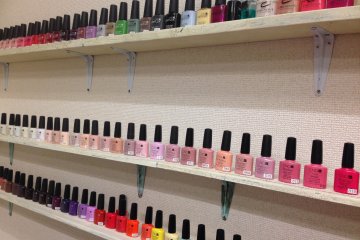 <p>Choices of Shellac CND&nbsp;</p>