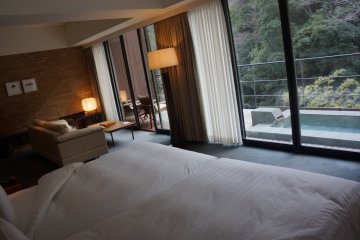 <p>The River Wing Suite</p>