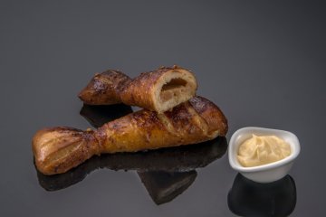<p>Lobster Pretzel</p>