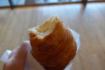 <p>It has a good texture that is light and flaky.&nbsp;</p>