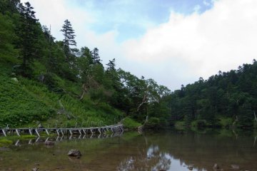 Small pond called Mida-ga-ike on the way down