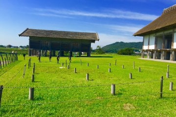 <p>Tempat Tugas terbuat dari bambu pada masa kuno.</p>