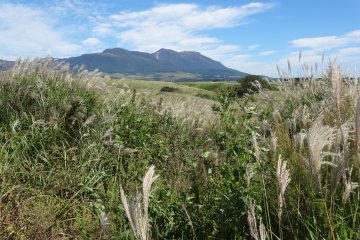<p>Driving the highlands leads to stunning views of the surrounding mountain ranges</p>