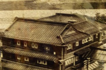 Toki-no-yuu in the old days (photo in lobby of inn)