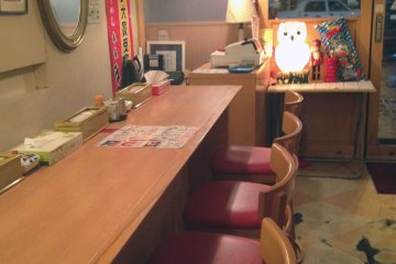<p>Ini interior dari Matsuda Asahikawa Ramen</p>