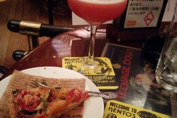 <p>Delicious food and drinks</p>