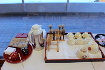 <p>The tools of the tea ceremony</p>