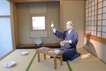 Painting Porcelain in Hasami