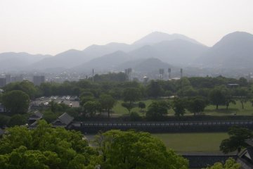 Leaving Kumamoto Castle, when it all started to make sense.