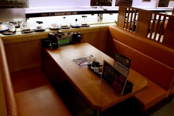 <p>A booth for four</p>