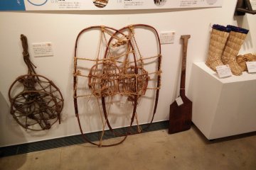 <p>Massive snowshoes to deal with the heavy snow</p>