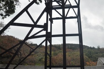 <p>An underground lift</p>
