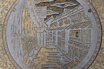 <p>The Imai-cho manhole cover reflects the character of the town</p>