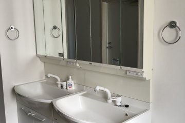 <p>Public wash basin on every floor. You can keep your things in the cabinet.</p>