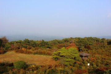 <p>Tampak dari timur gunung Kono puncak observarium</p>