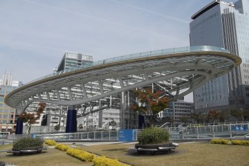 Space Plaza? Oasis 21!