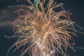 Snakes of light, sizzling through the sky