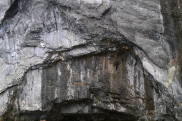 <p>The limestone cliff.</p>