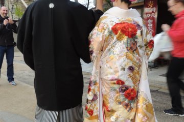 <p>Kimono de la mari&eacute;e "vue de dos"</p>