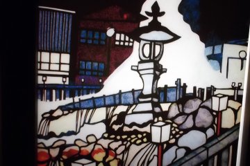<p>One of the decorative lanterns you'll see around the town</p>