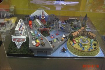 CARS 2 Tomica