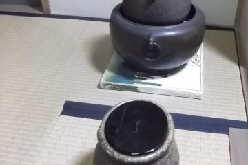 <p>Tea ceremony utensils</p>
