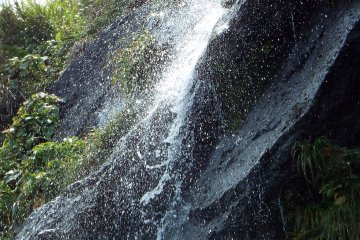 <p>Air Terjun Tarumi.</p>
