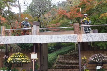 <p>A quiet walkway</p>
