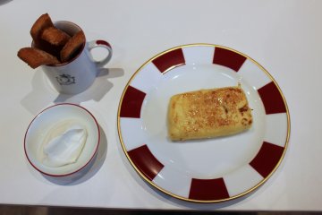 <p>French toast.</p>
