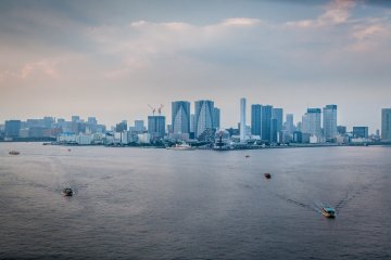 <p>Vue depuis le c&ocirc;t&eacute; nord</p>
