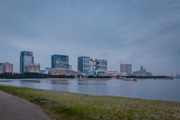 <p>Odaiba au cr&eacute;puscule</p>
