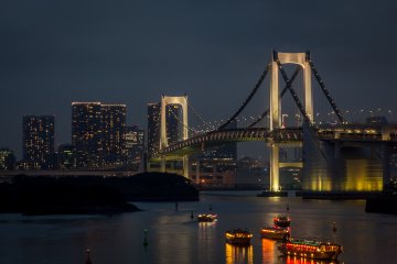 <p>Rainbow Bridge, bateaux de plaisance Yakatabune et paysage nocturne depuis Odaiba</p>
