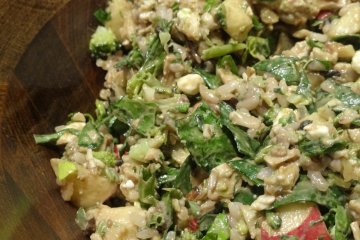 <p>The Maverick, a salad of wild rice and spinach, with grilled chicken, feta and apples</p>
