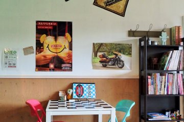 <p>Mampir dari jam 9:00-11:00, Senin sampai Jumat, untuk kopi segar seharga &yen; 200.</p>
